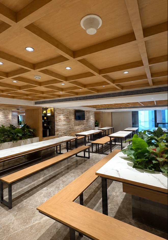 Lotus Arc One — The Cafeteria